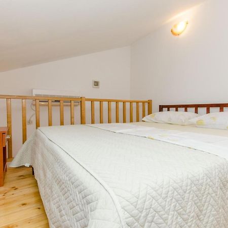 Knezovicapartments Живогоще Екстер'єр фото
