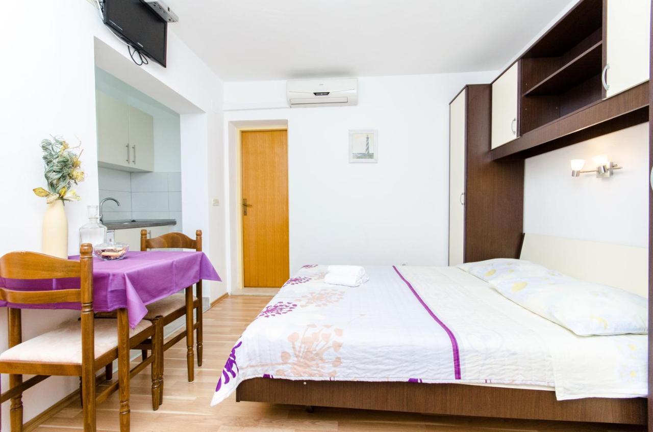 Knezovicapartments Живогоще Екстер'єр фото