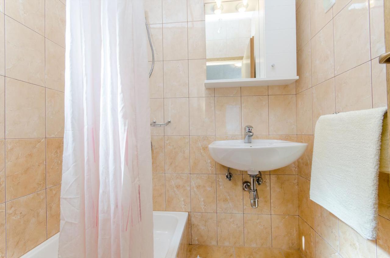 Knezovicapartments Живогоще Екстер'єр фото