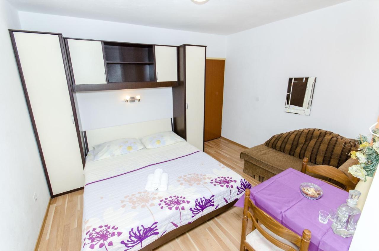 Knezovicapartments Живогоще Екстер'єр фото