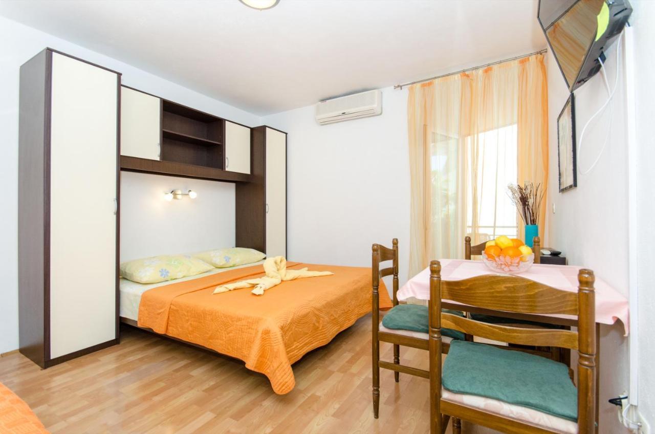 Knezovicapartments Живогоще Екстер'єр фото
